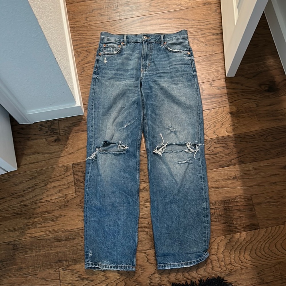 Zara straight leg/ kinda baggy jeans